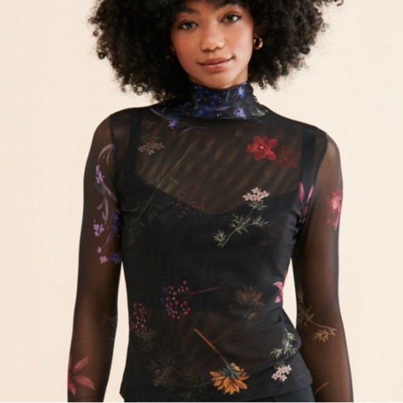 Anthropologie especia colds mesh top xs Preloved